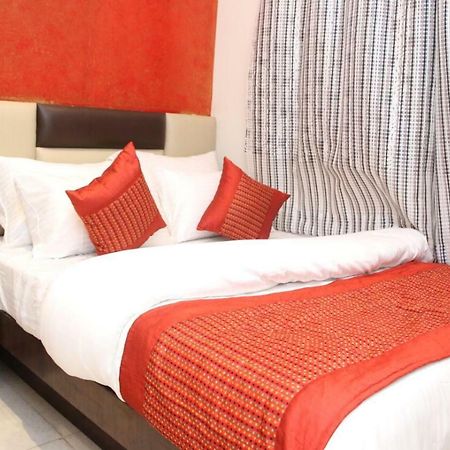 Hotel Snow White Inn New Delhi Extérieur photo