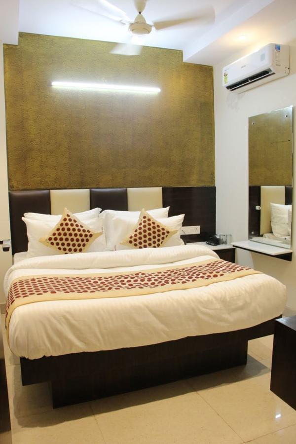 Hotel Snow White Inn New Delhi Extérieur photo