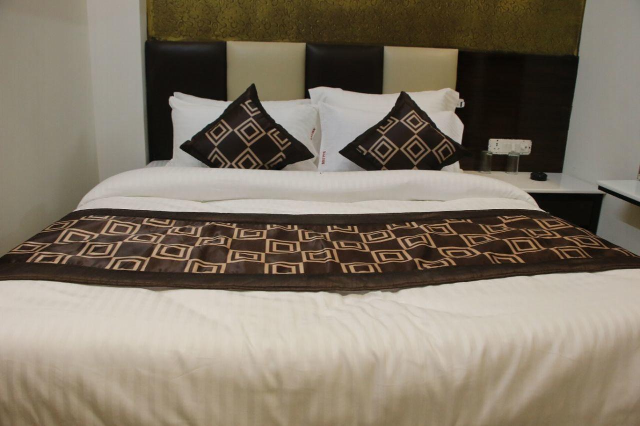 Hotel Snow White Inn New Delhi Extérieur photo