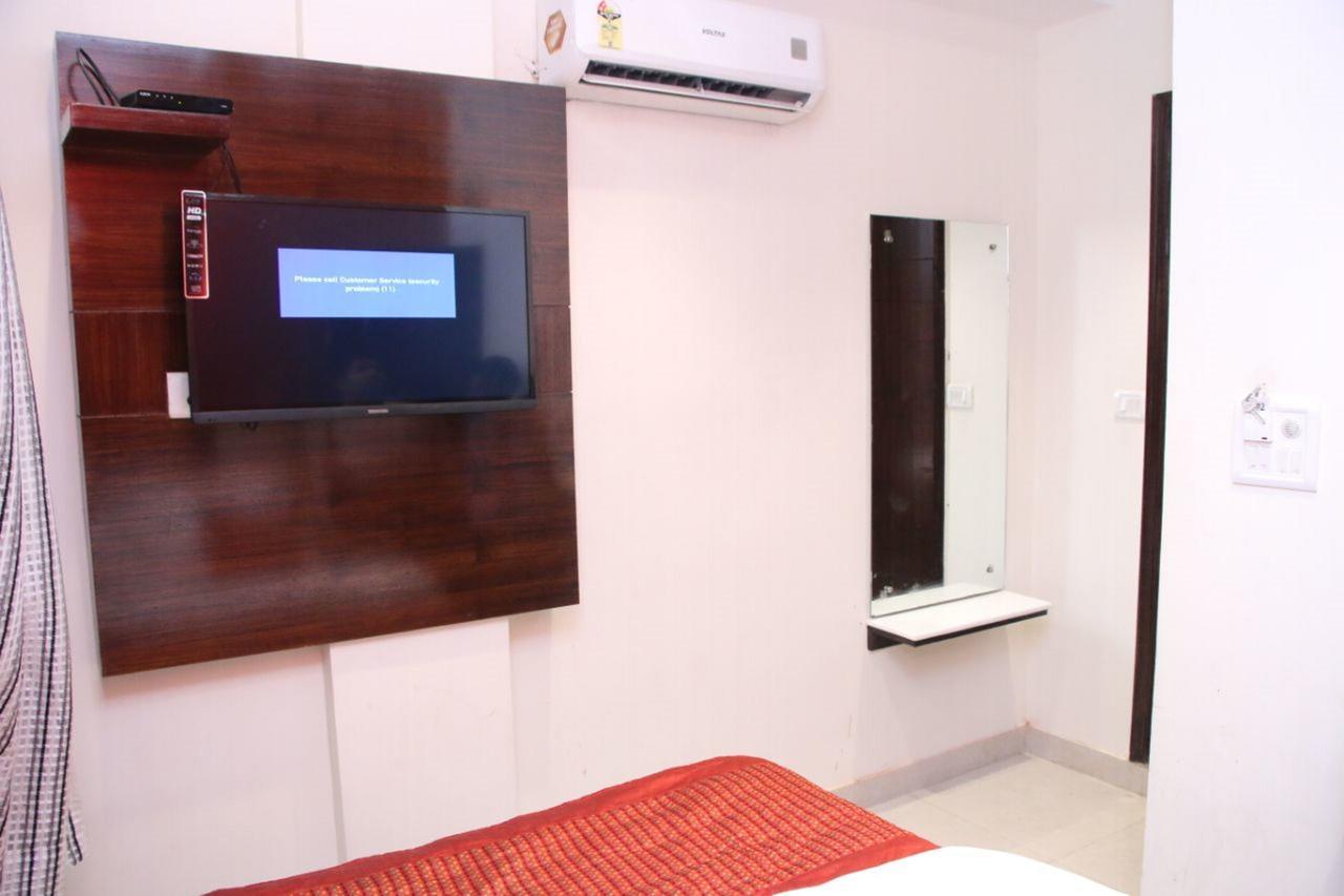 Hotel Snow White Inn New Delhi Extérieur photo