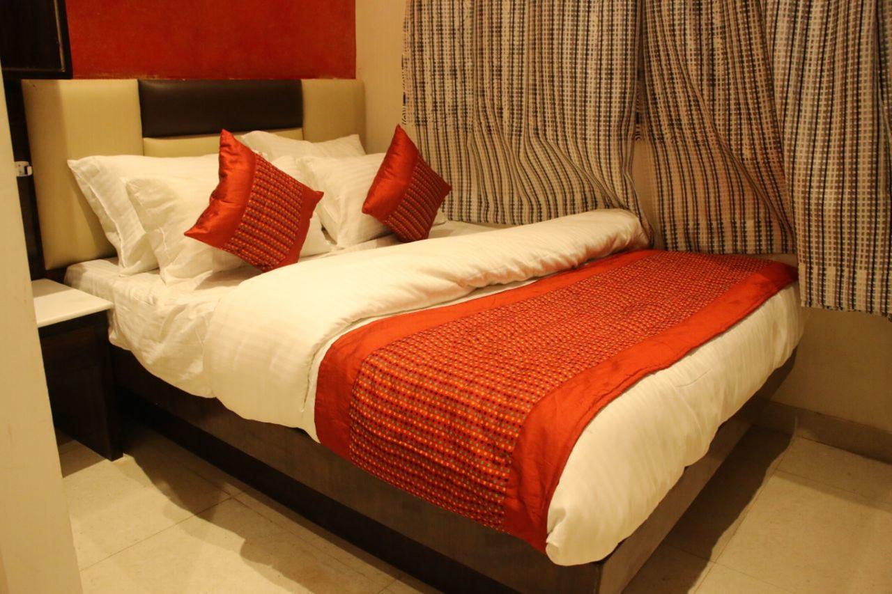 Hotel Snow White Inn New Delhi Extérieur photo