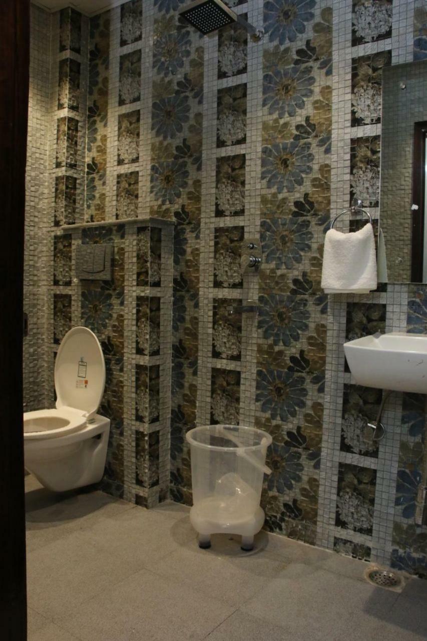 Hotel Snow White Inn New Delhi Extérieur photo